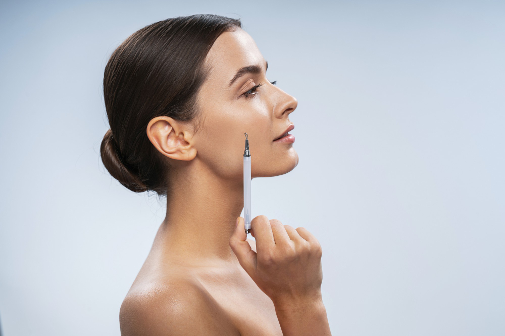 The Ultimate Guide to Restored Volume and Youthful Cheek Contours With Radiesse