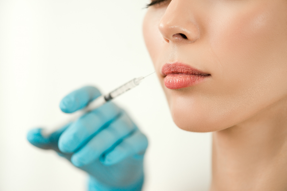 The Benefits Of Hyaluronic Acid For Lip Fillers